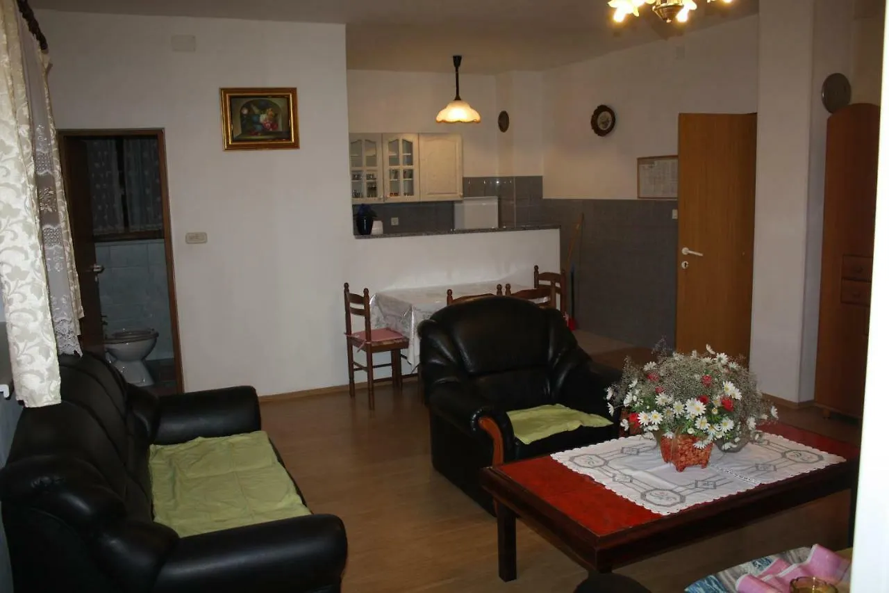 Toni I Kristina Apartment Baska   Baska (Krk)